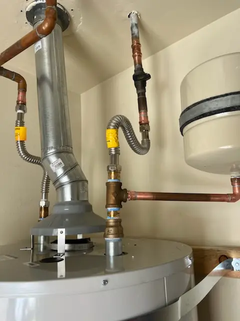 Water heater installation and plumbing repair in Hill View Acres